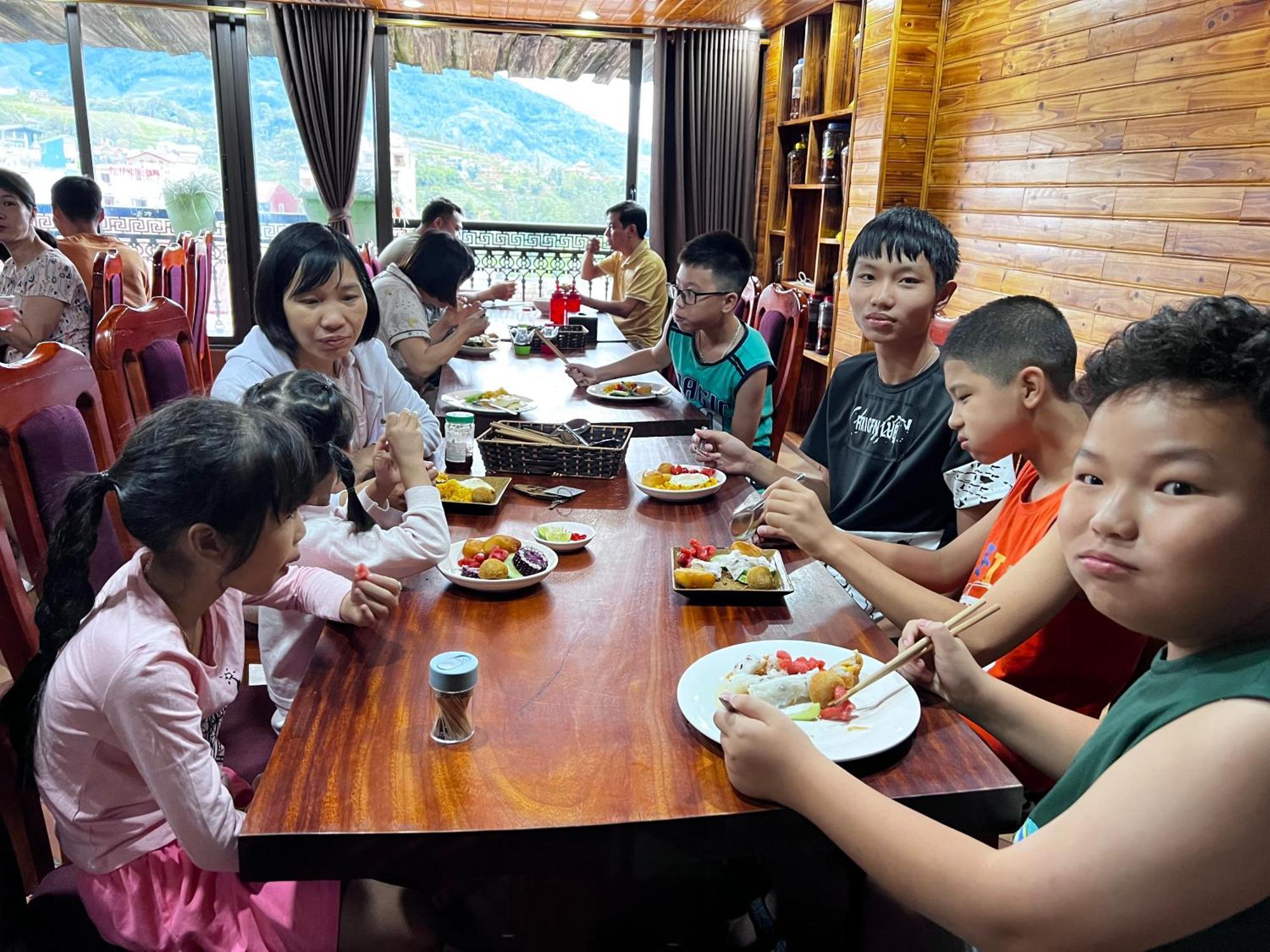 Sapa Full House Hotel Екстериор снимка